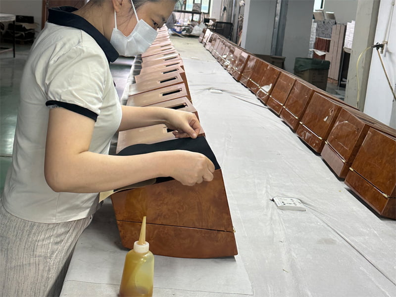 Assembly workshop