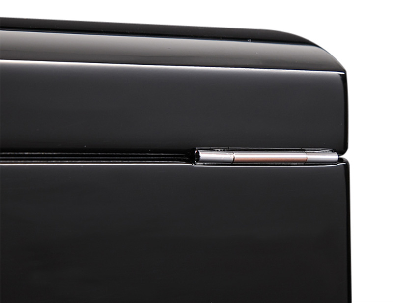Ebony with Black High Glossy Arc 6 Watch Case with Velvet Interior