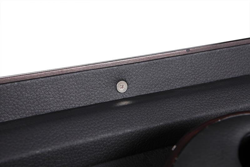 8-watch winder black PU leather-wrapped interior with metal fitting detail