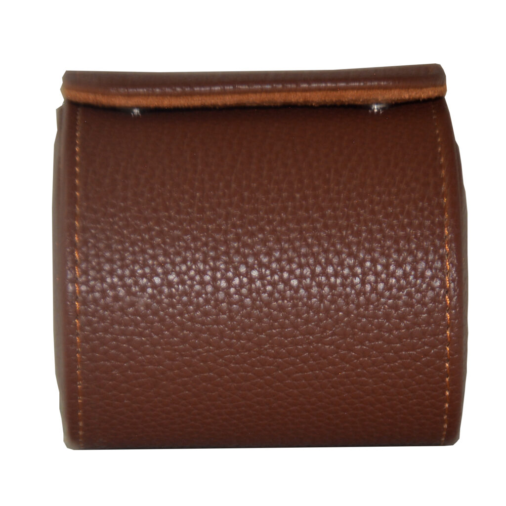 Closed brown 1 watch travel box with pebbled grain PU leather exterior