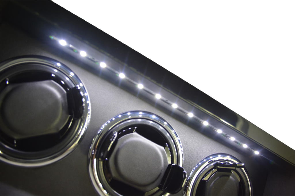3 watch winder LED light ring and winding position detail